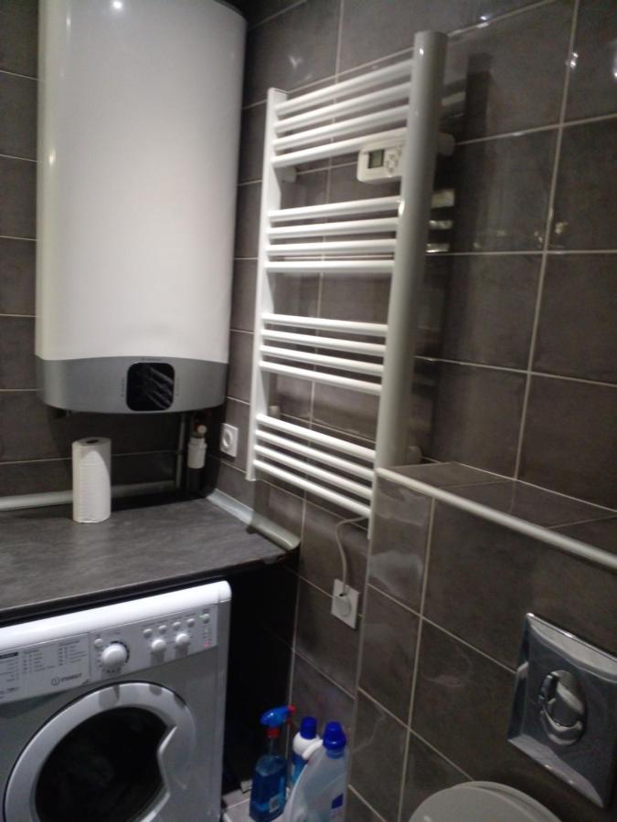 En Résidence Climatisé Avec Parking Appartement *